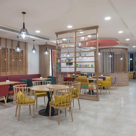Hampton By Hilton Doha Old Town Hotel Exterior foto