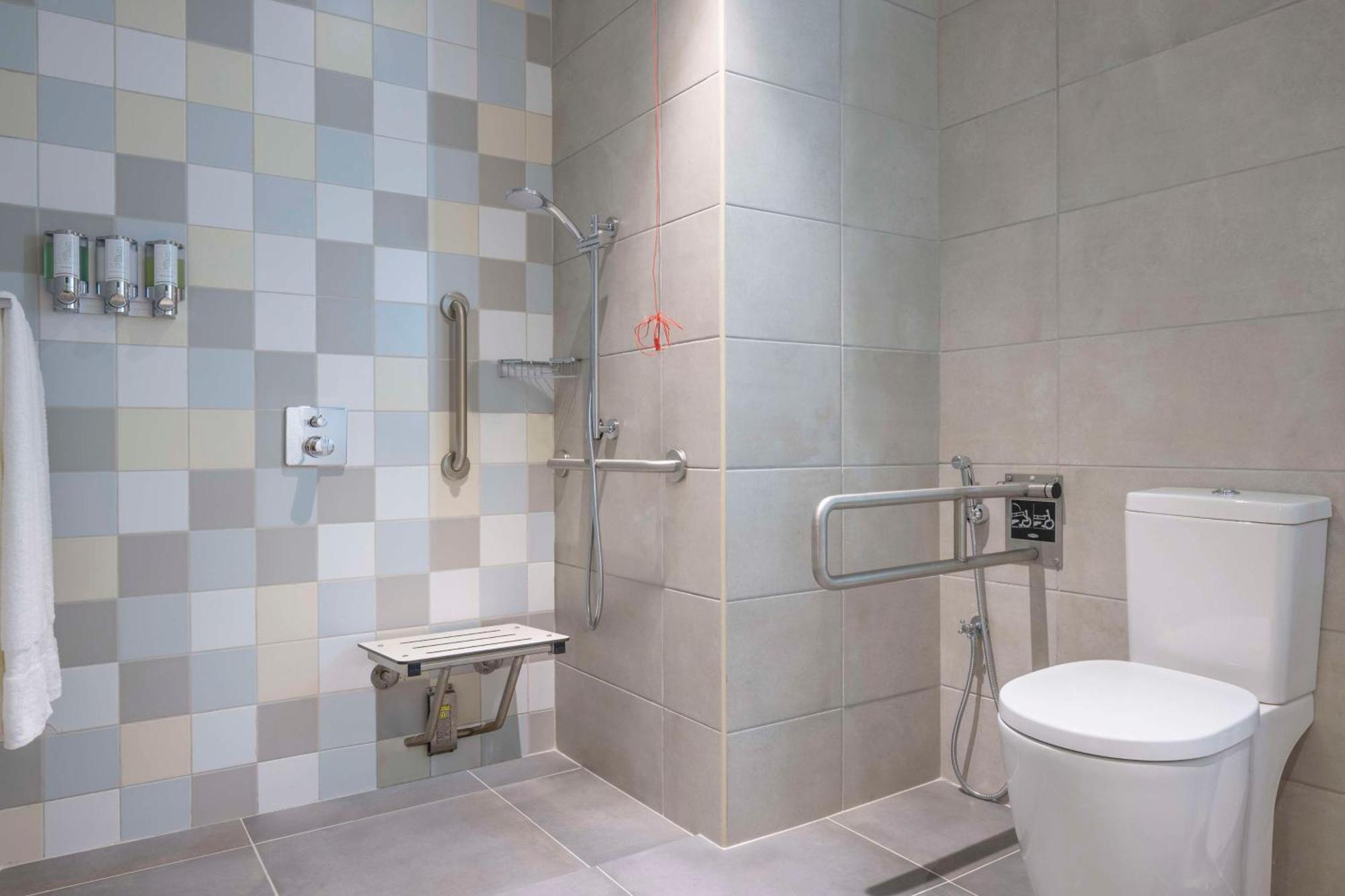 Hampton By Hilton Doha Old Town Hotel Exterior foto